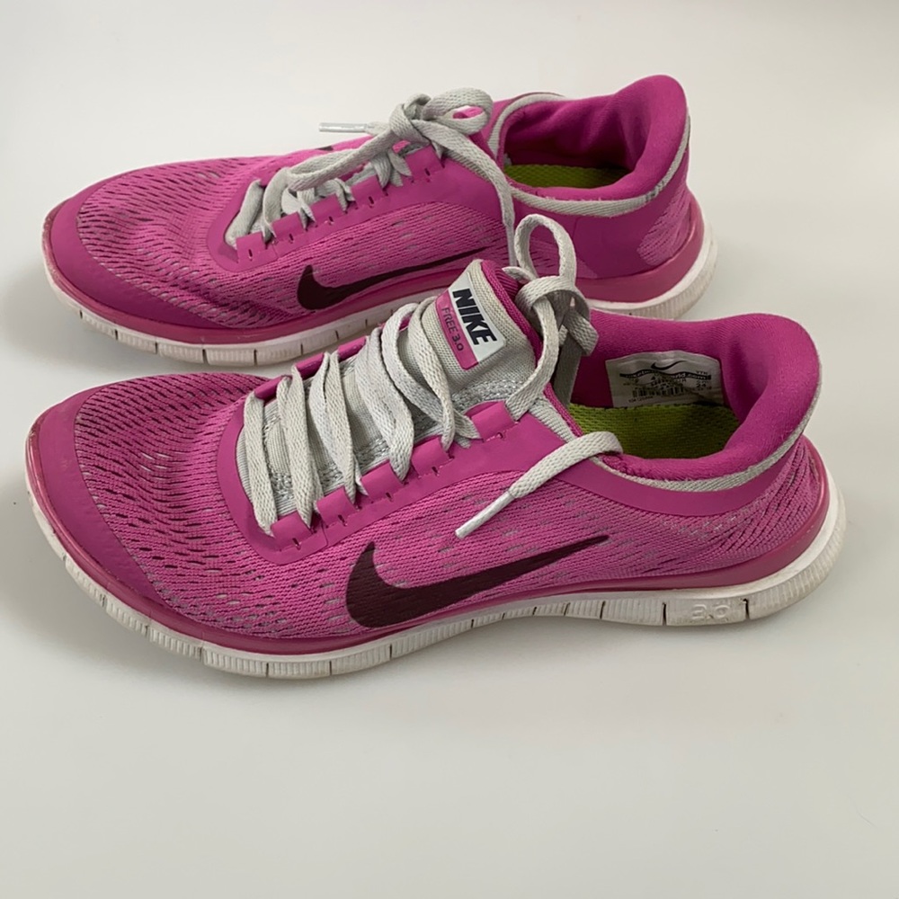 Nike free 3.0. Women’s 7 pink 💕